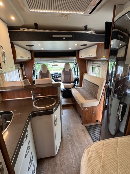 Hobby Optima De Luxe T75 HF Autocamper - Emmaboda, Sverige