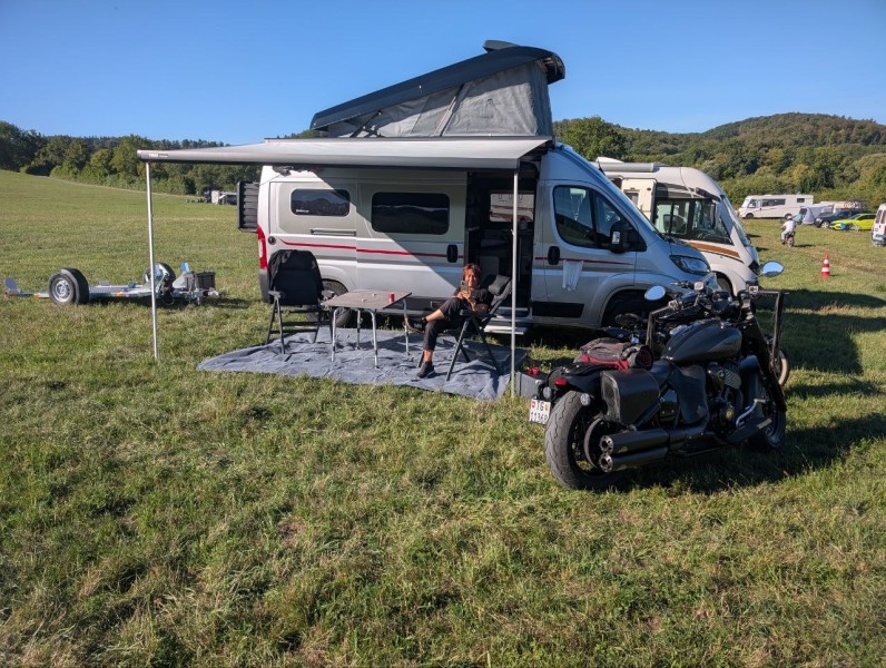Dethleffs Globetrail 600 Campingbus - Staad, Schweiz