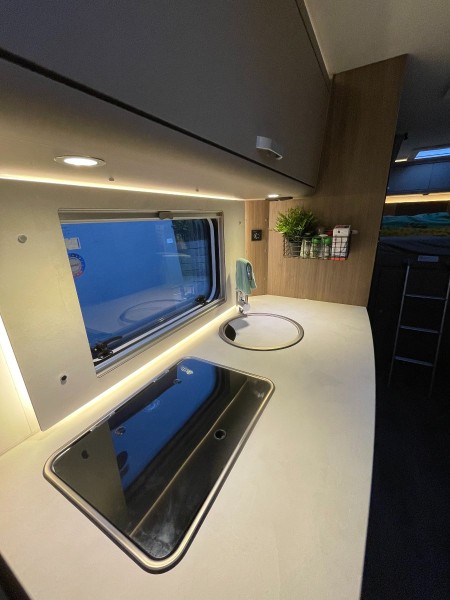Carado A464 pro Camping-car - Péry-La Heutte, Suisse