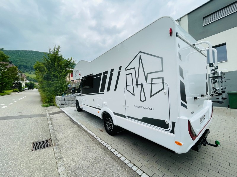 Carado A464 pro Camping-car - Péry-La Heutte, Suisse