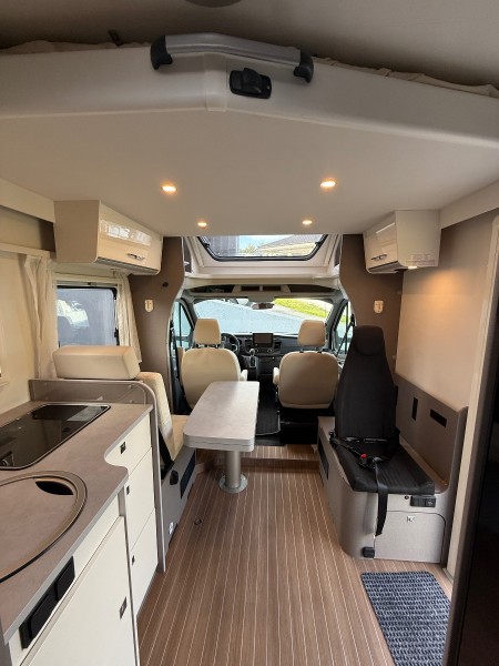 Etrusco 7.3qcf Camping-car - Tverlandet, Norvège