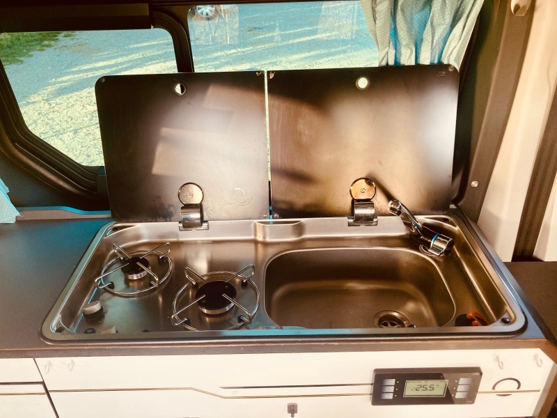 Renault Trafic Van - Bardonnex, Suisse