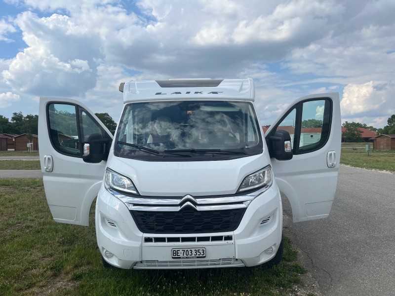   Wohnmobil - Bösingen, Schweiz