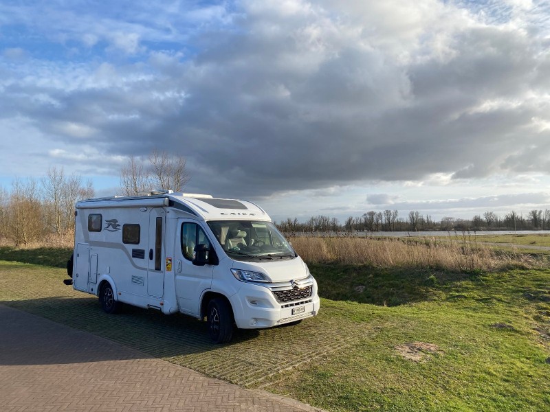   Wohnmobil - Bösingen, Schweiz