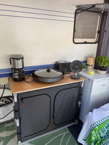 Hobby De Luxe Easy Wohnwagen - Forst, Deutschland