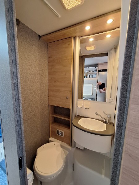 Ford Dethleffs Just Go T6615 Autocamper - Glarus Nord, Schweiz