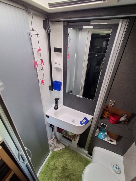 Hymer ML-T 570 4x4 Wohnmobil - Savigny, Schweiz