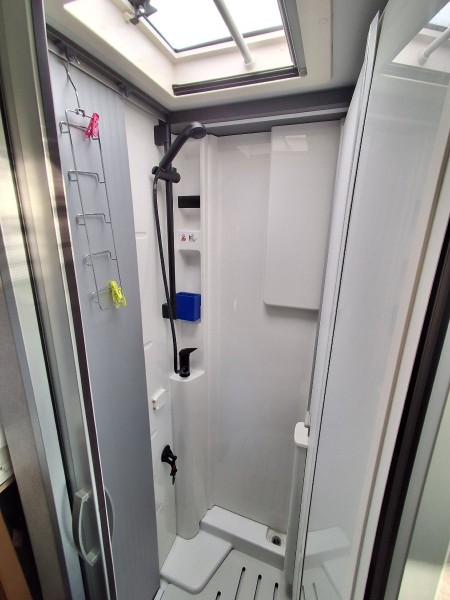 Hymer ML-T 570 4x4 Wohnmobil - Savigny, Schweiz