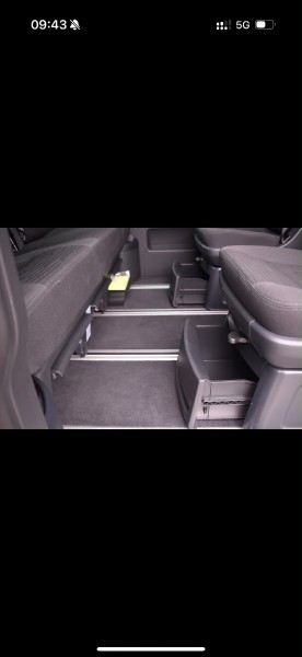 VW Multivan 6.1 TDI 204Ps Campingbus - Zürich, Schweiz