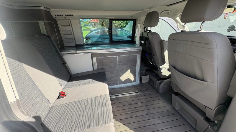 VW T6 California Ovean Edition Campervan - Dagmersellen, Switzerland