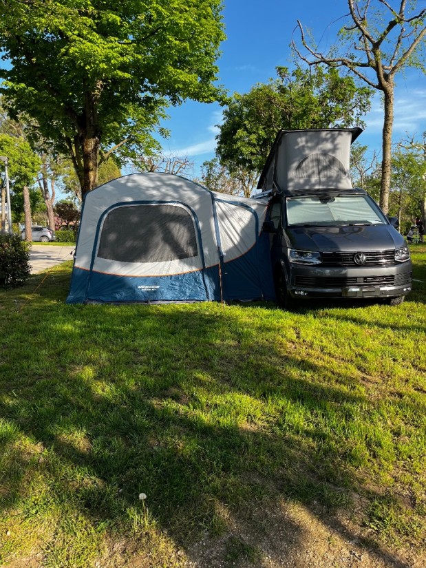 VW T6 California Ovean Edition Campervan - Dagmersellen, Switzerland