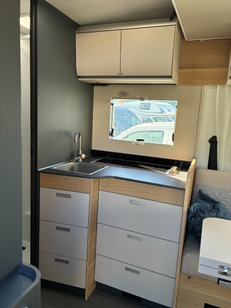 Adria Matrix Axess 650 DL Autocamper - Pratteln, Schweiz