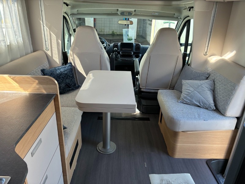 Adria Matrix Axess 650 DL Autocamper - Pratteln, Schweiz
