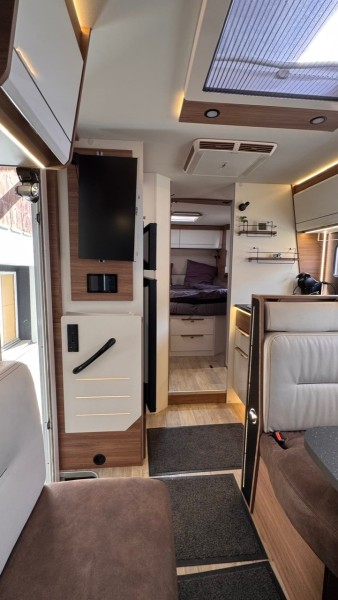   Wohnmobil - Oberentfelden, Schweiz