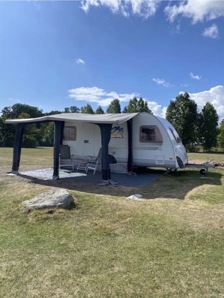 Knaus Südwind 500 Matkailuvaunu - 29160 Kristianstad, Ruotsi