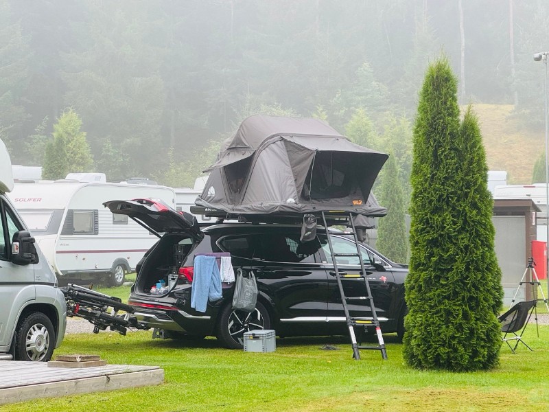 Hyundai Santa Fe Luxury Campingbus - Steinhausen, Schweiz