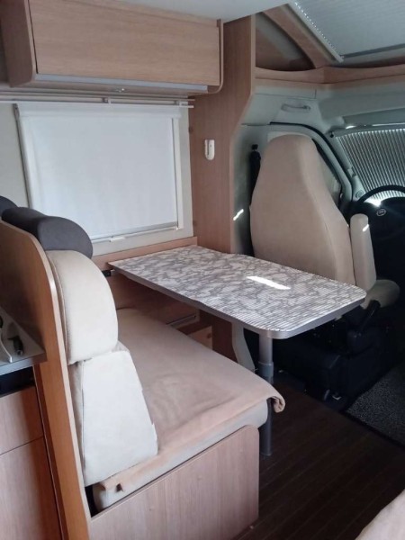   Wohnmobil - Sparbach, Österreich