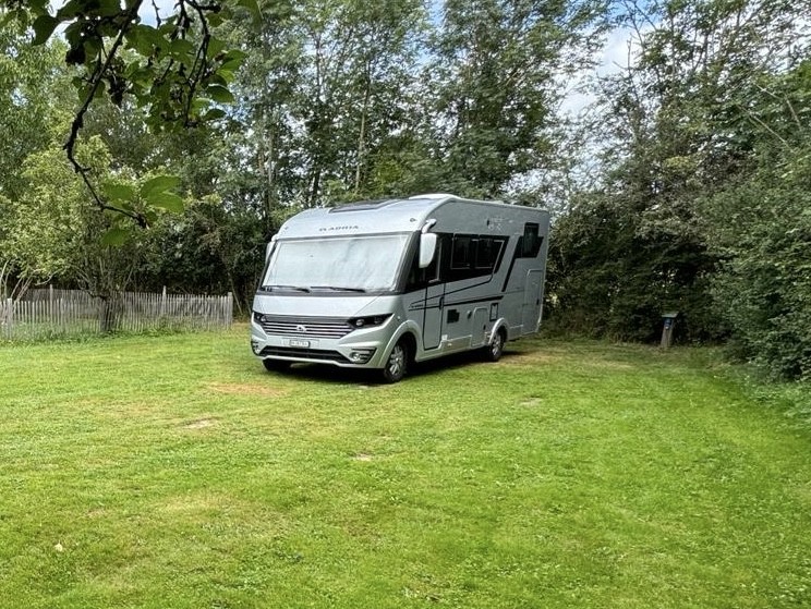 Adria Sonic Supreme 700 DL Camping-car - Villeneuve, Suisse