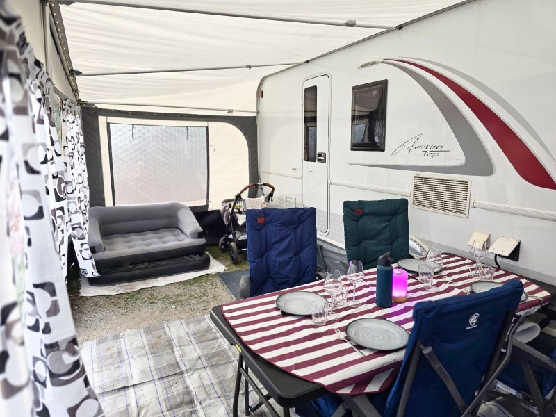 Bürstner Averso Top 560 TK Wohnwagen - Eschlikon, Schweiz