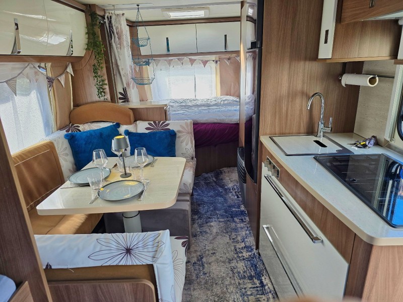 Bürstner Averso Top 560 TK Wohnwagen - Eschlikon, Schweiz