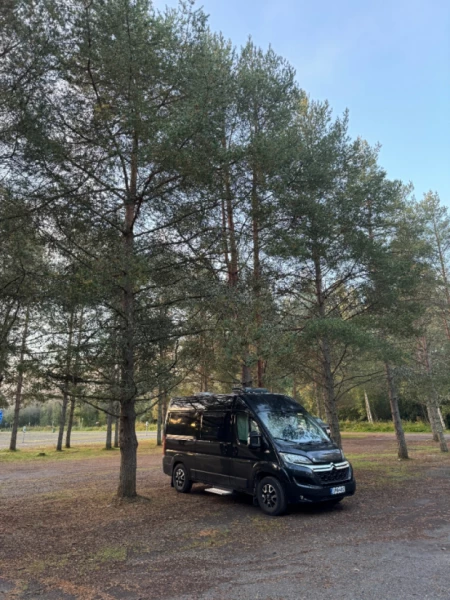 Pössl KW 500 Matkailuauto (Sa) 5OV 2179CM3 Campingbus - Helsinki, Finnland