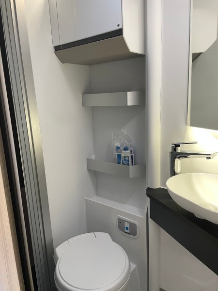 Adria Compact Supreme Camping-car - Falkenberg, Suède