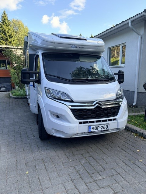 Sun Living S75SC Bobil - Espoo, Finland