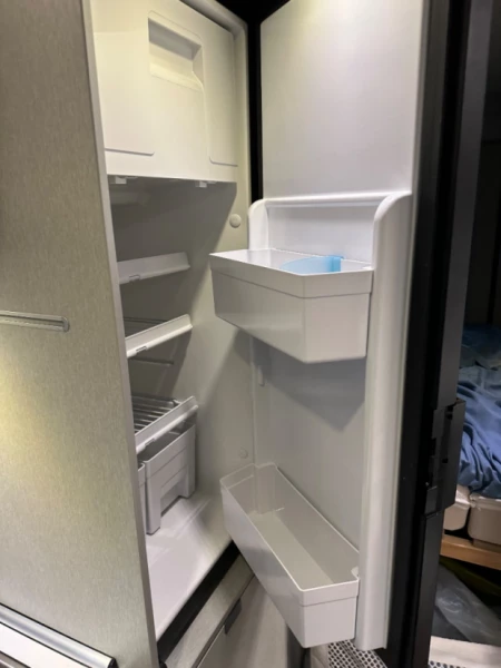 Hymer Free 600 Campingbus - Täby, Schweden