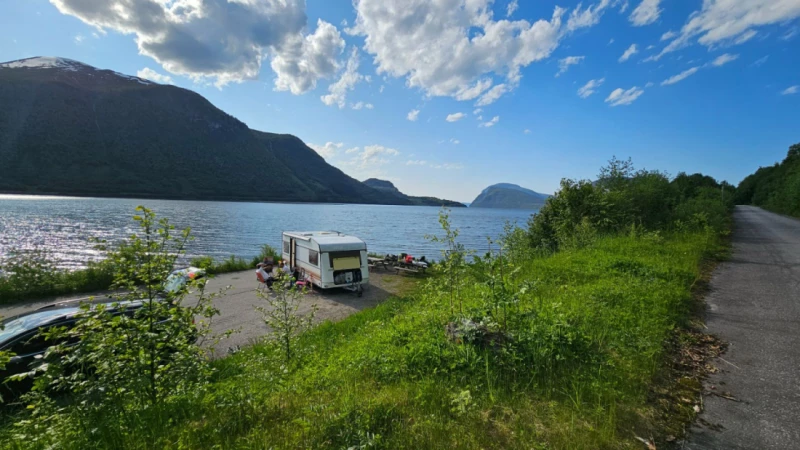 Knaus Azur 540 TL Wohnwagen - Sunne, Schweden