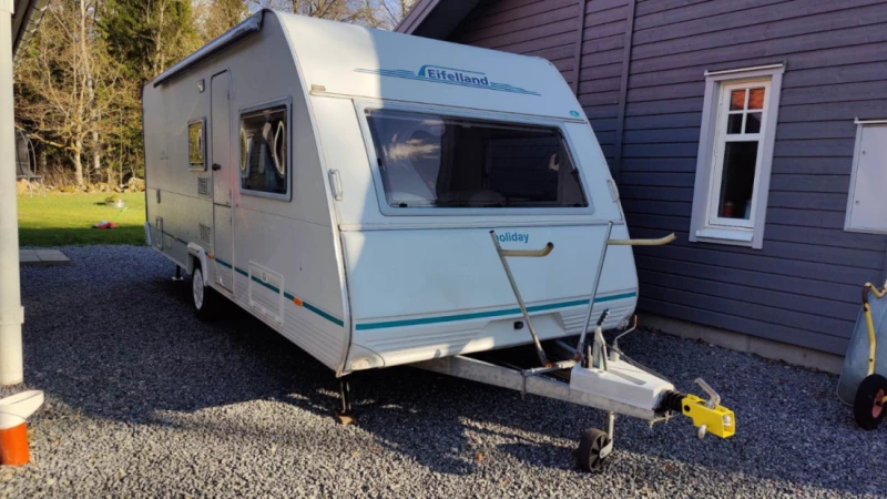 Knaus Eifelland-Holiday Wohnwagen - Viskafors, Schweden