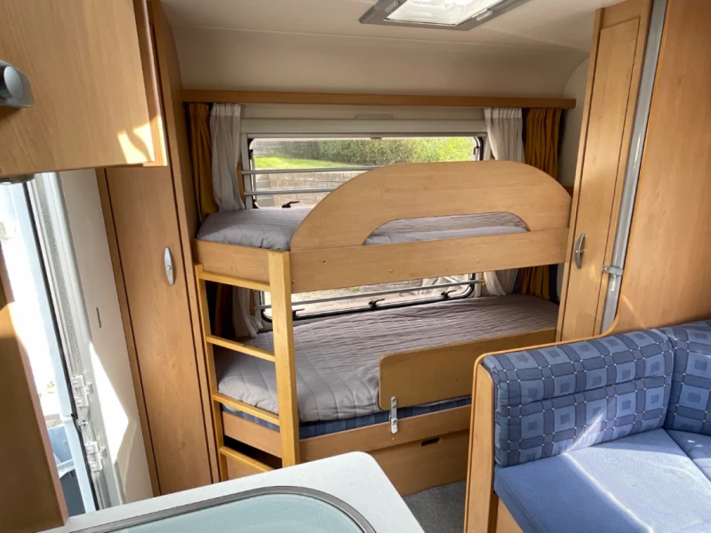 Knaus Südwind 500 Wohnwagen - Habo, Schweden