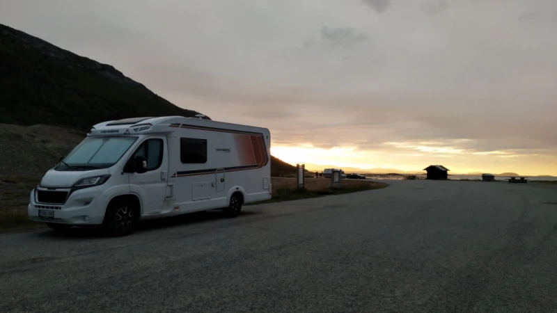 Weinsberg R57 Matkailuauto (Sa) 3OV 2179CM3 Wohnmobil - Hyvinkää, Finnland