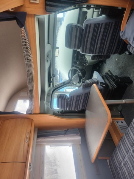 Renault Master II Lava / Alusta 3.0 DCI 140 Matkailuauto - Kotka, Suomi
