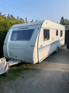 Adria 663 UK Caravane - Hindås, Suède