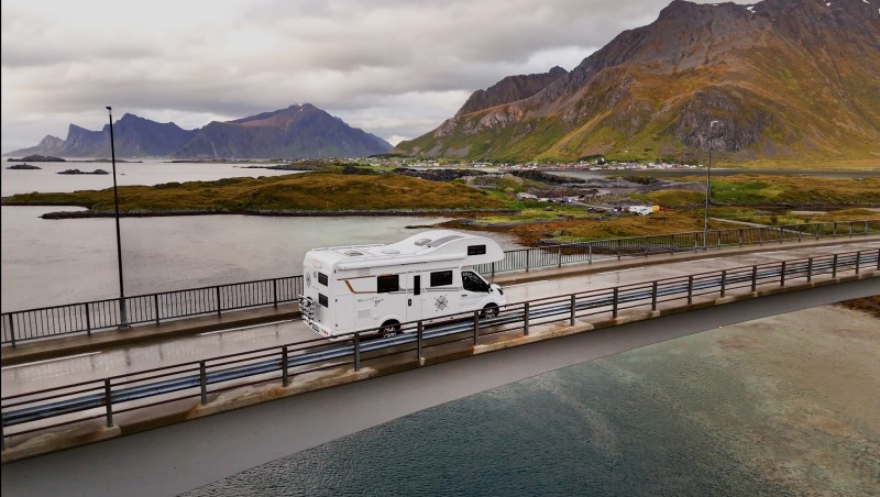 Ford Transit Elliot Camping-car - Oulu, Finlande