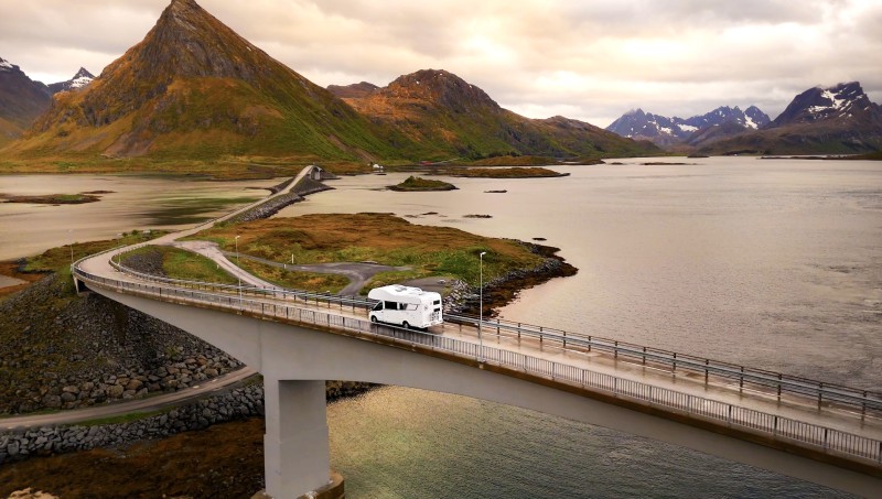 Ford Transit Elliot Camping-car - Oulu, Finlande