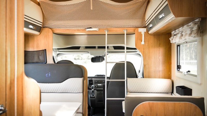 Ford Transit Elliot Camping-car - Oulu, Finlande