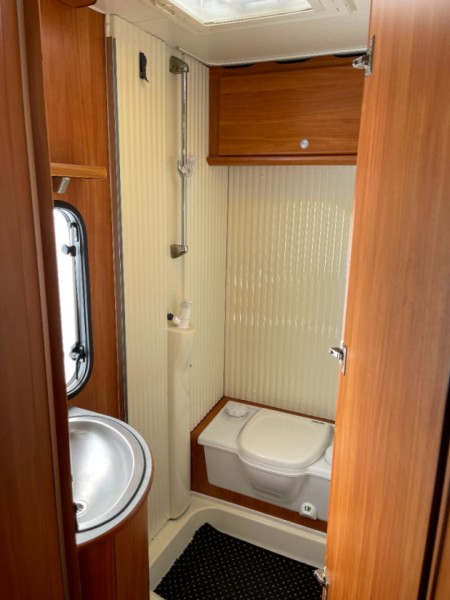 Fiat Ducato Lava / Alusta 2.8 JTD Wohnmobil - Kuvansi, Finnland