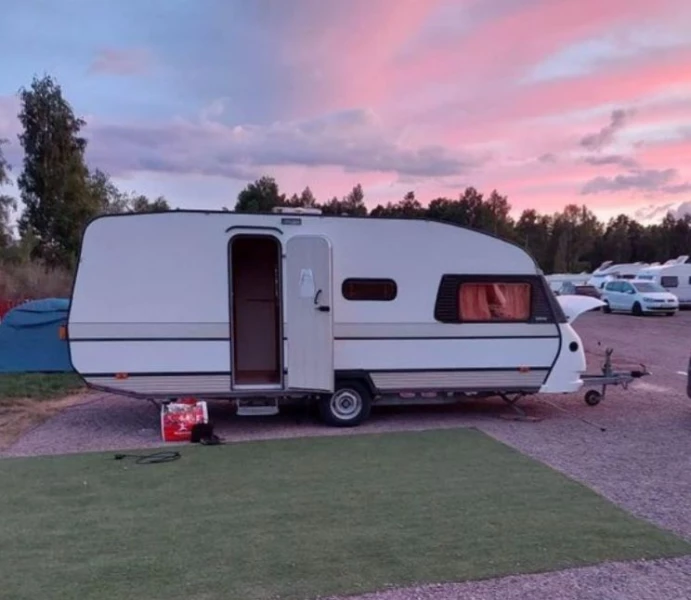 Solifer 550 DL Wohnwagen - Rönninge, Schweden
