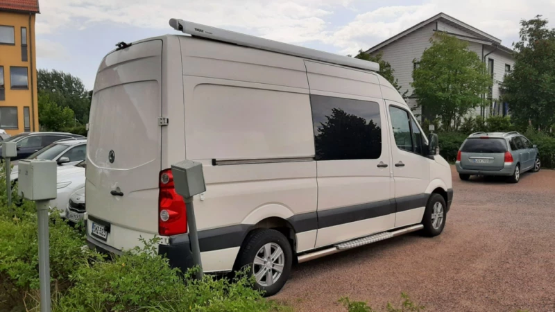 VW Crafter Umpikorinen (Bb) 4OV 2461CM3 Campingbus - Vantaa, Finnland