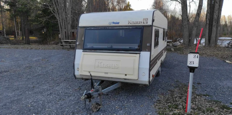 Knaus Knaus sydwind 530 tl Matkailuvaunu - Östersund, Ruotsi