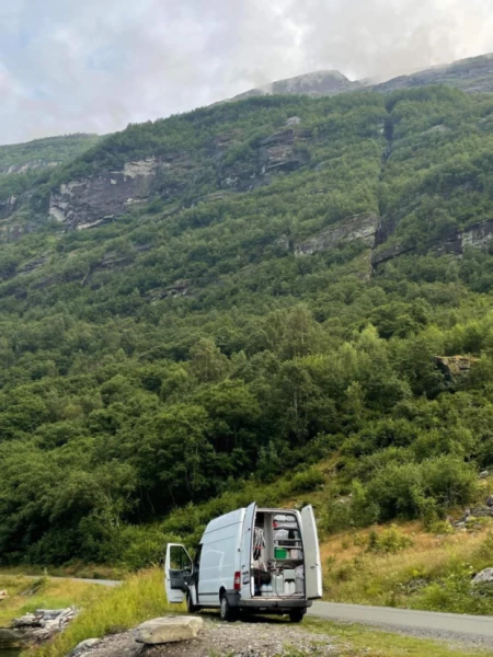 Ford Transit Van 2.2 TDCi Campingbus - Jönköping, Schweden