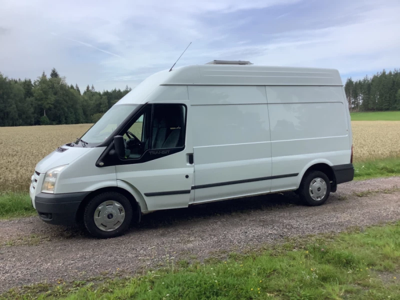Ford Transit Van 2.2 TDCi Campingbus - Jönköping, Schweden