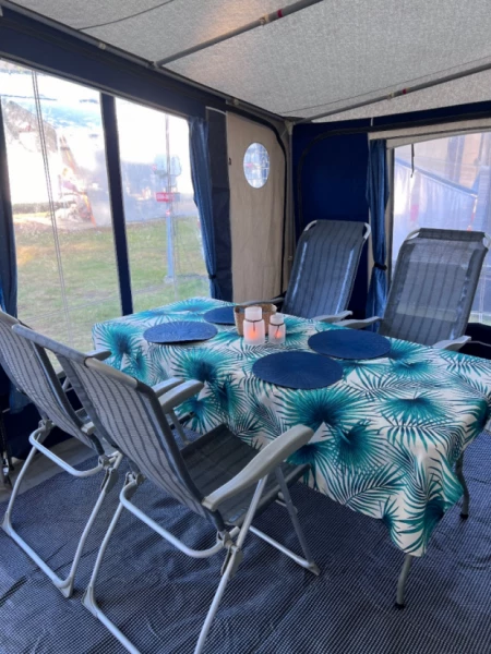 Knaus Holiday 520 Wohnwagen - Sjuntorp, Schweden