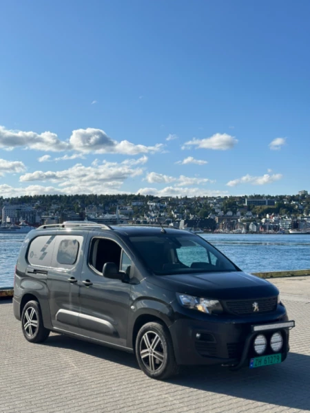 Peugeot Partner Campingbus - Tromsø, Norwegen