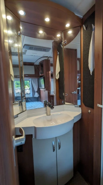 Hobby 650 Kmfe Prestige Wohnwagen - Norrtälje, Schweden