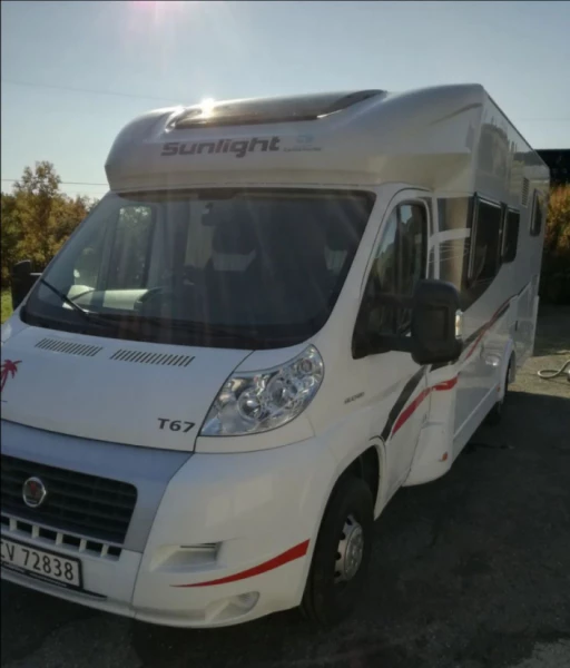 Capron T 67/T 448/T 743 Camping-car - Svolvær, Norvège