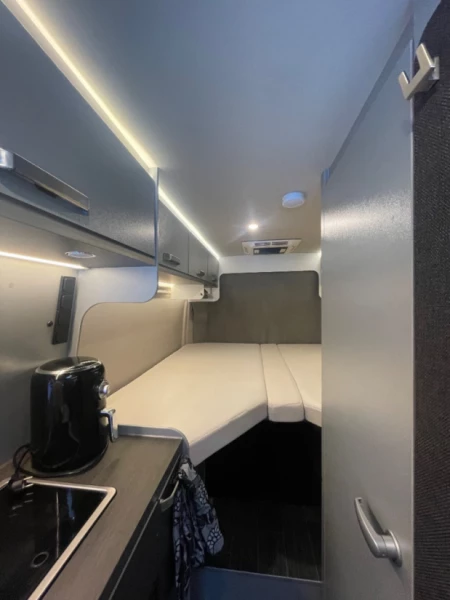 Weinsberg R48 Matkailuauto (Sa) 5OV 2184CM3 Campingbus - Pieksämäki, Finnland