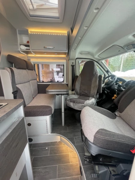 Weinsberg R48 Matkailuauto (Sa) 5OV 2184CM3 Campingbus - Pieksämäki, Finnland