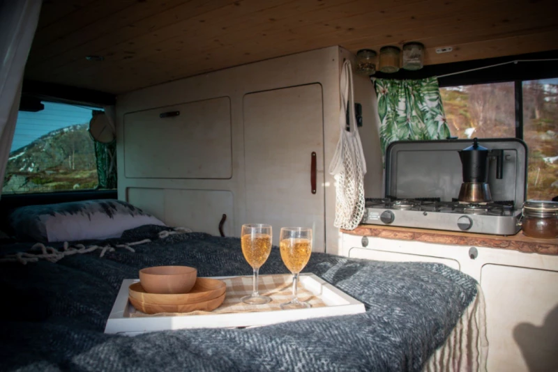 VW Caravelle TDI Campingbus - Kvaløya, Norwegen